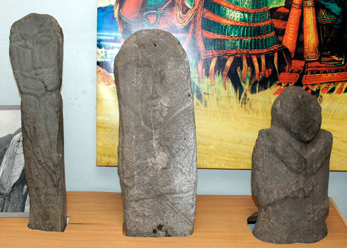 Каменные бабы Алтай. фото